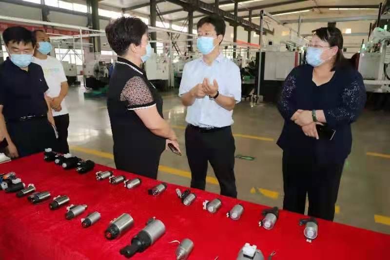 插逼逼逼逼逼逼逼逼逼视频安阳市市长高永一行莅临我公司参观调研